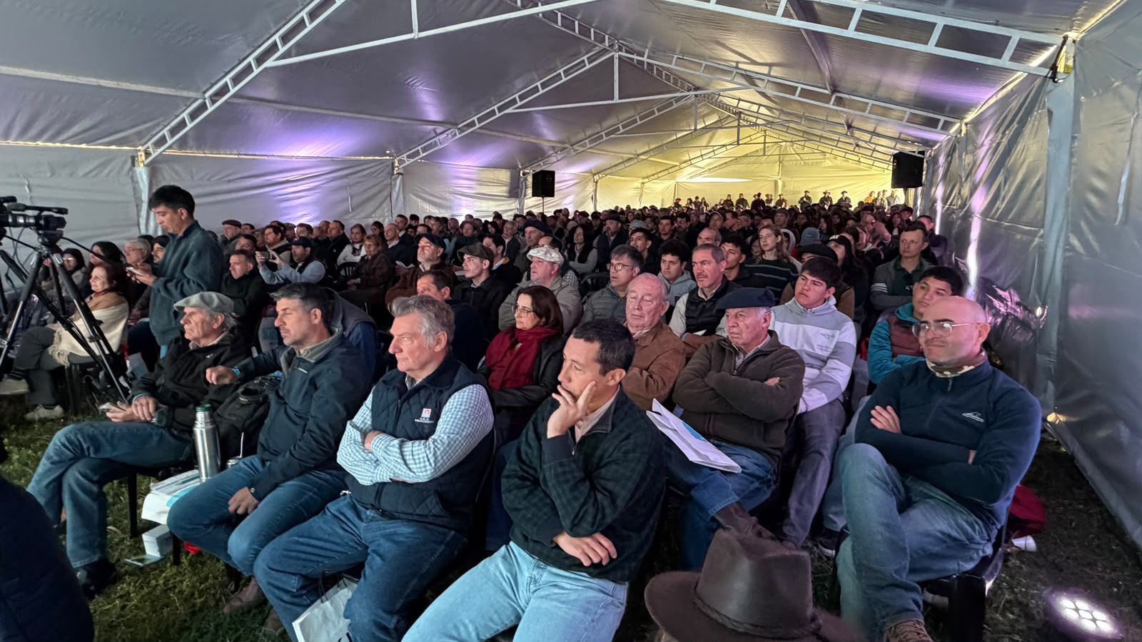 Más de 500 productores participaron de la Jornada a Campo del IPCVA en Goya